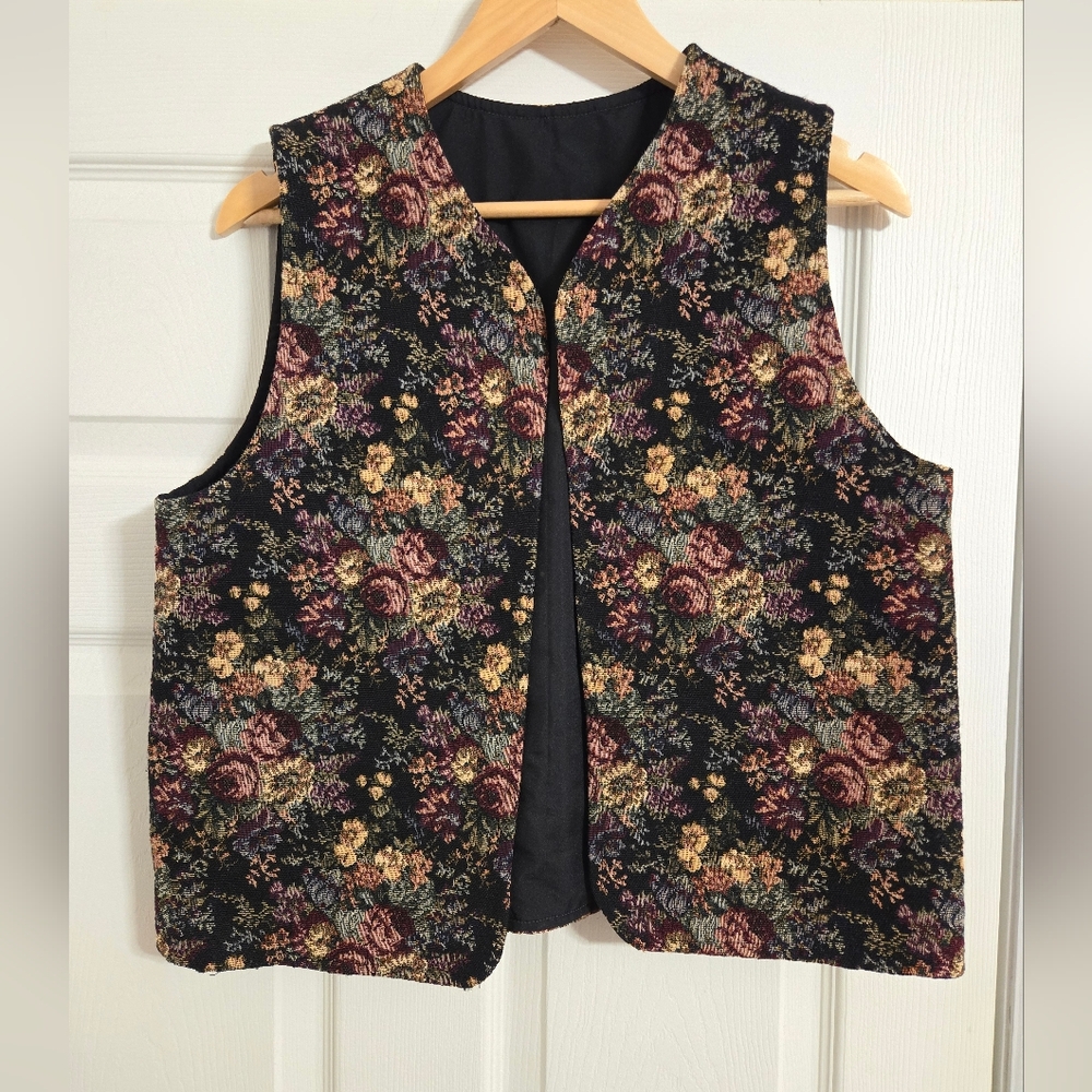 Black And Pink Floral Women's Tapestry Vest no size tag (see measurements)